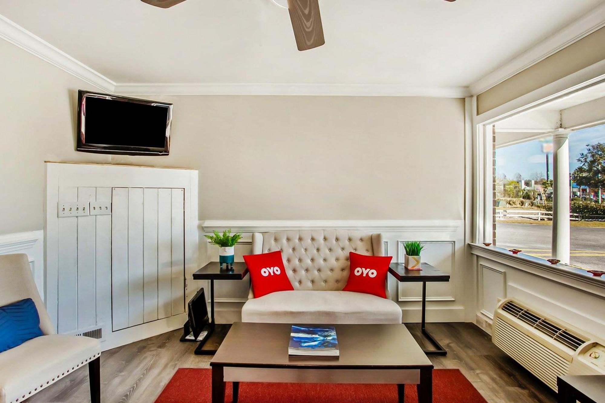 Oyo Hotel Ridgeland East Bagian luar foto